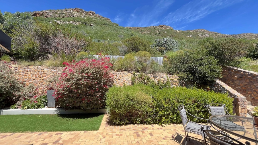 4 Bedroom Property for Sale in Simons Kloof Western Cape